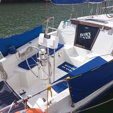Lisbon Cosy Boat Hotel Luaran gambar
