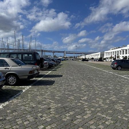 Lisbon Cosy Boat Hotel Luaran gambar