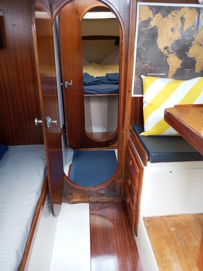 Lisbon Cosy Boat Hotel Luaran gambar